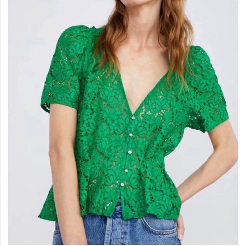 Zara Green Lace V-Neck Short Sleeve Peplum Top Rhinestone Button Blouse Small